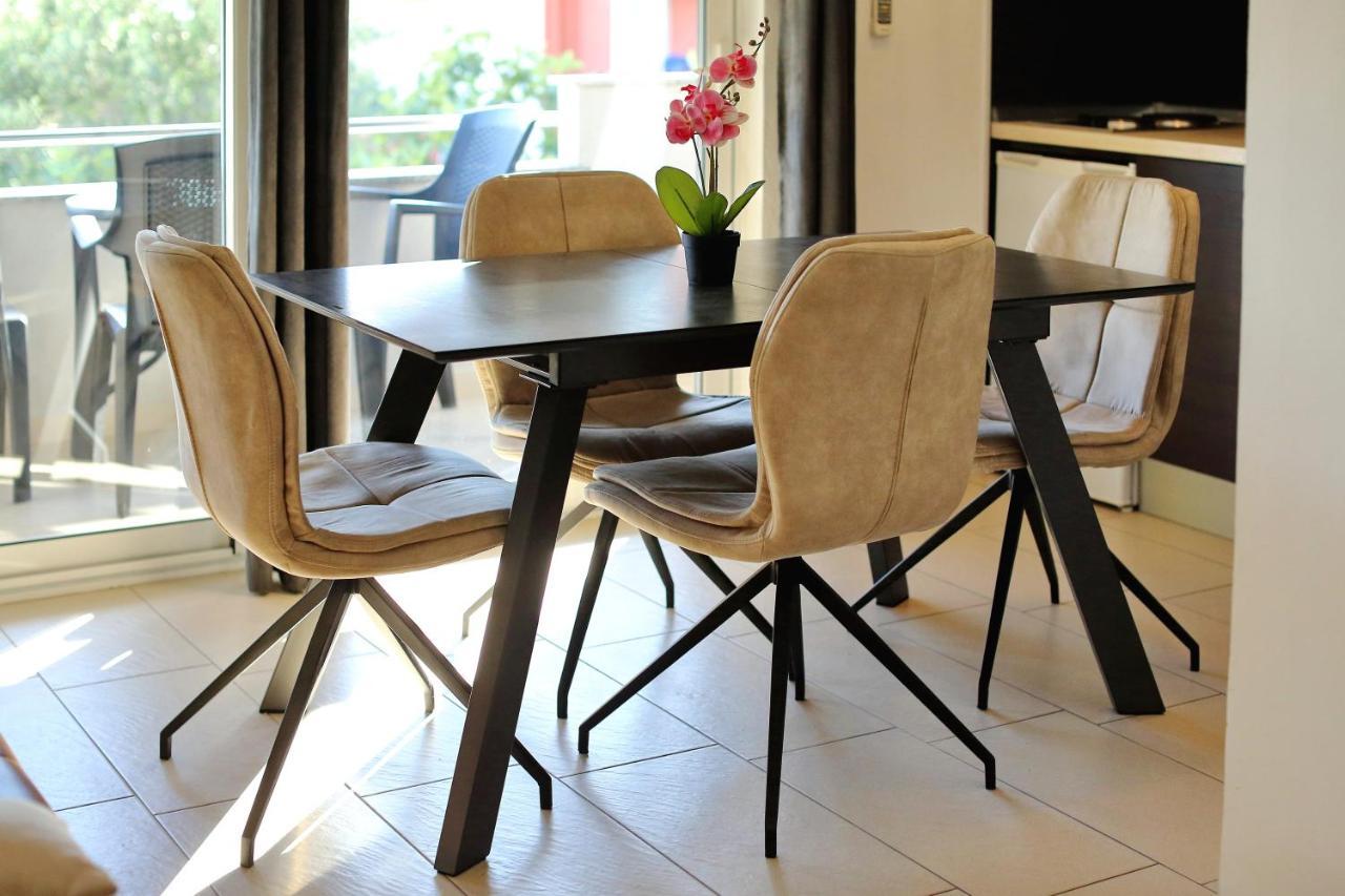 Apartments Neli Bibinje Eksteriør bilde