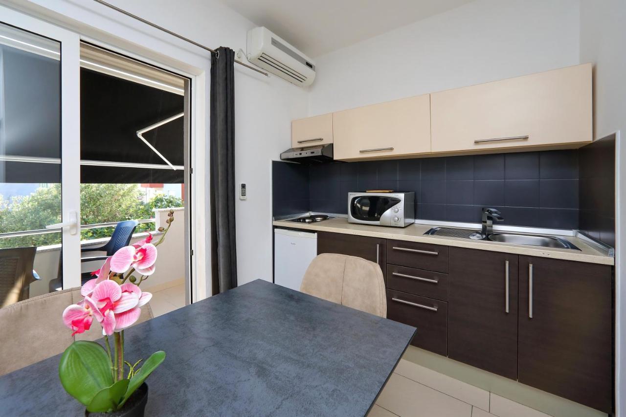 Apartments Neli Bibinje Eksteriør bilde