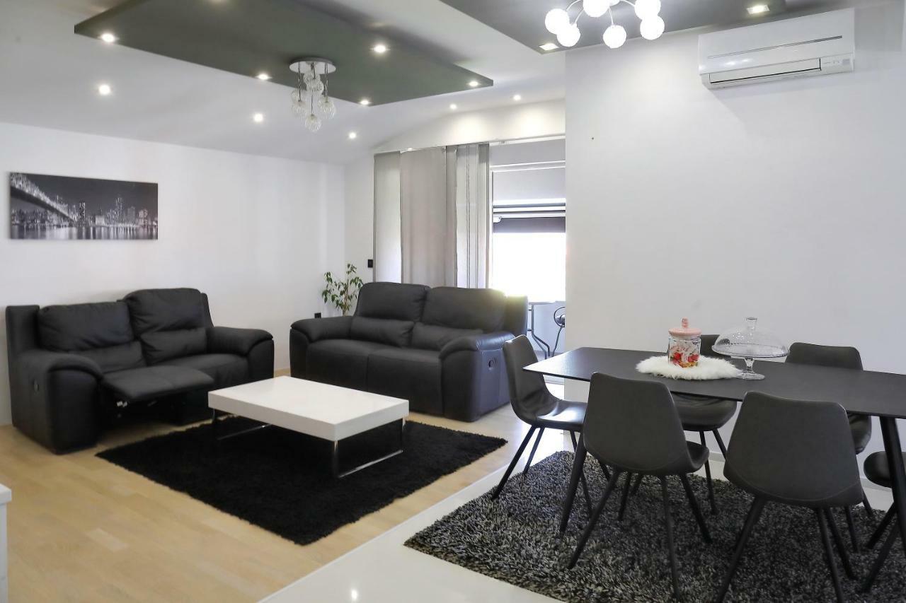 Apartments Neli Bibinje Eksteriør bilde