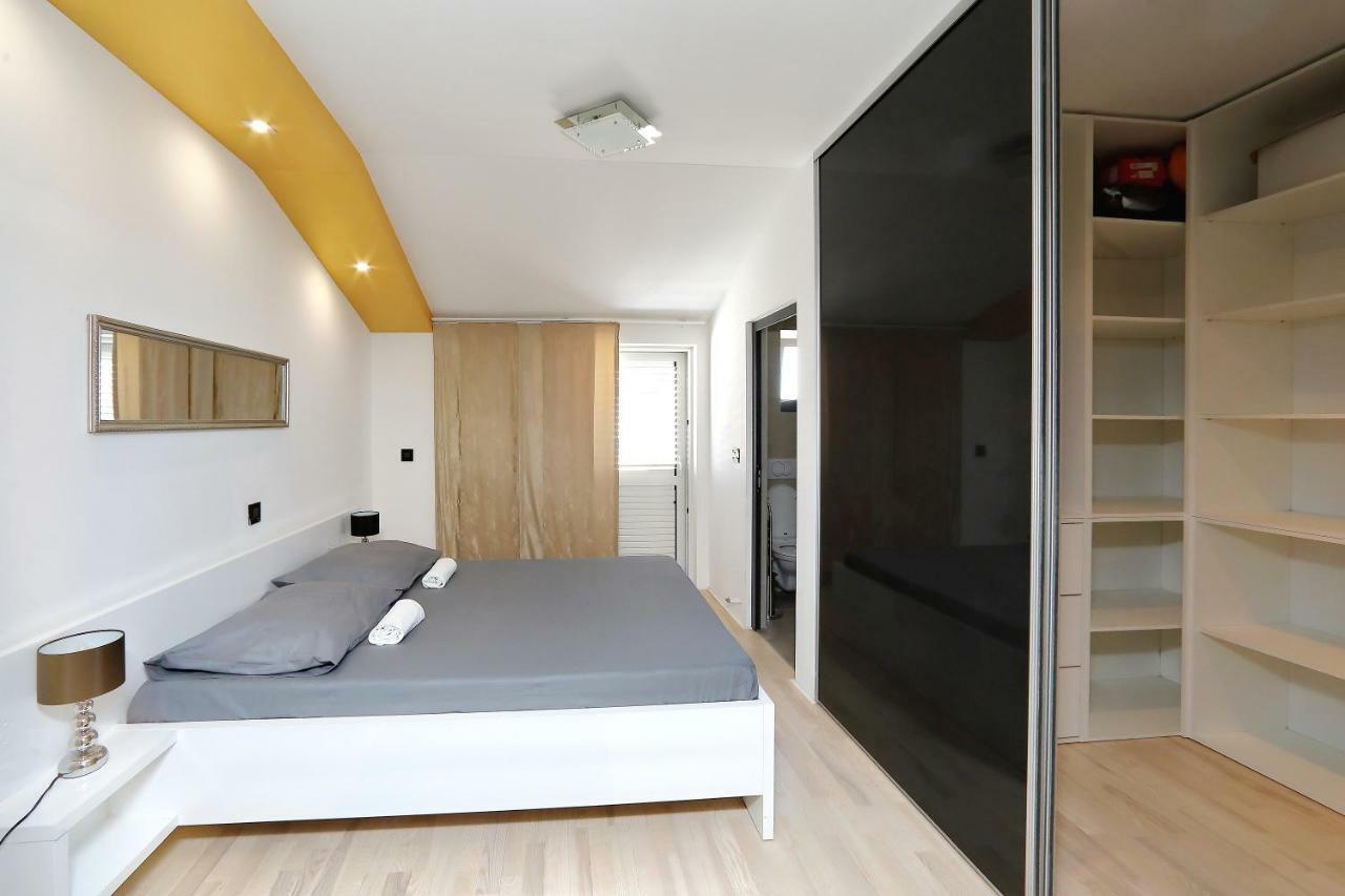 Apartments Neli Bibinje Eksteriør bilde